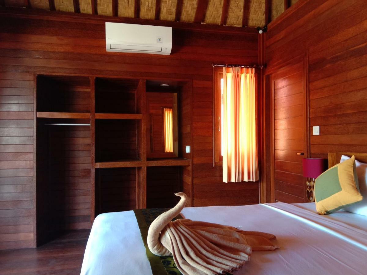 Svaha Nusa Guest House Nusa Lembongan  Exterior photo