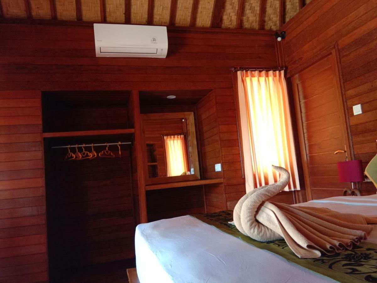 Svaha Nusa Guest House Nusa Lembongan  Exterior photo