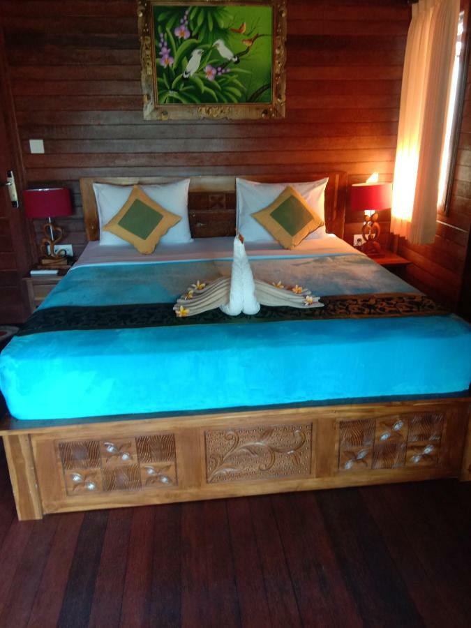 Svaha Nusa Guest House Nusa Lembongan  Exterior photo